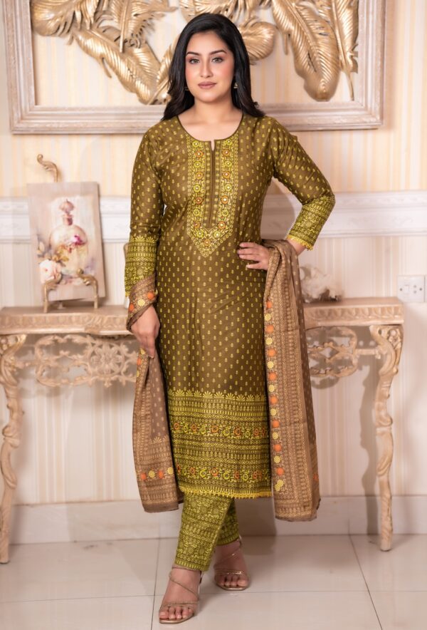 Elegant Three-Piece | TA-80